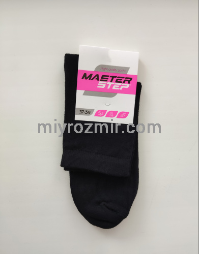 Чорні жіночі бавовняні однотонні шкарпетки Master Step 212