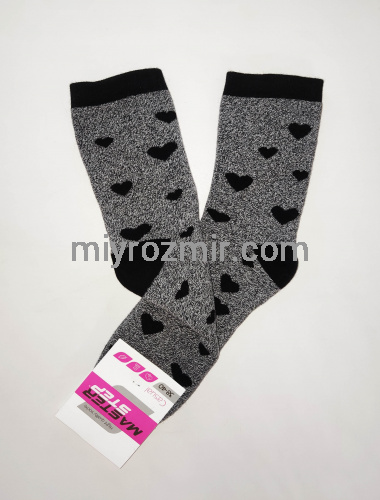 Темні махрові жіночі шкарпетки з сердечками Master Step 2532